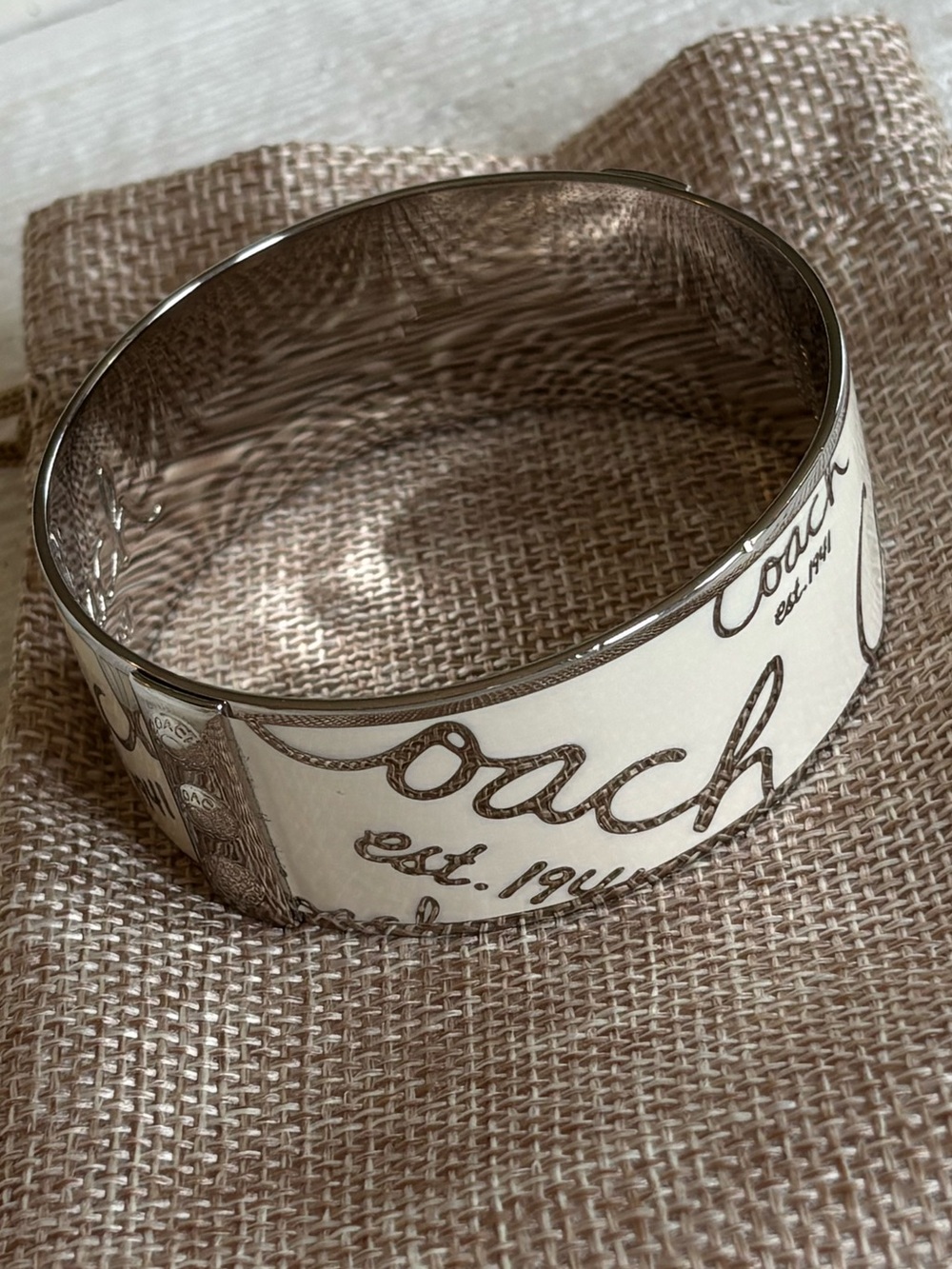 COACH $195 2023 Signature Enamel Bangle Bracelet • Logo 1941